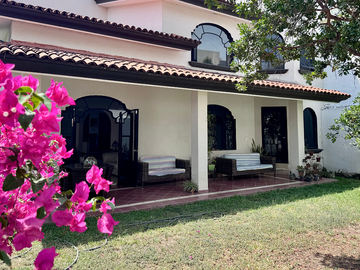 Casa en venta en Puerta de Hierro coto Asturias
