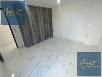 Casa en venta con tres recamaras y roof garden a un costado de la Prepa Ibero en Tlaxcala