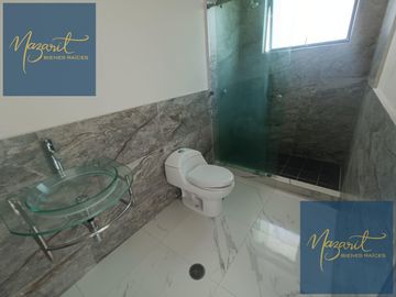 Casa en venta con tres recamaras y roof garden a un costado de la Prepa Ibero en Tlaxcala