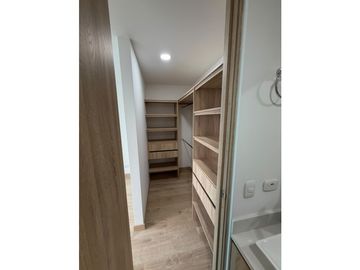 VENTA DE APARTAMENTO EN SABANETA SAN JOSE PARTE BAJA RANGO 6