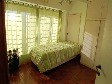 VENTA CASA 5 AMBIENTES EN RAMOS MEJIA