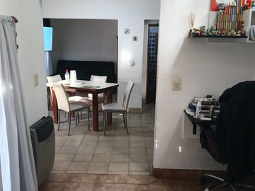 Venta de Casa en Ramos Mejía 6 ambientes