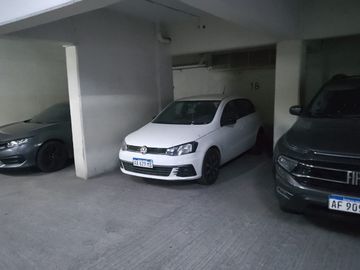 ALQUILER DTO 2 DORM-2 BAÑOS-COCHERA-5° SEC-MZA