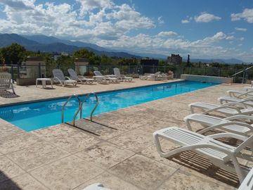 ALQUILER DTO 2 DORM-2 BAÑOS-COCHERA-5° SEC-MZA