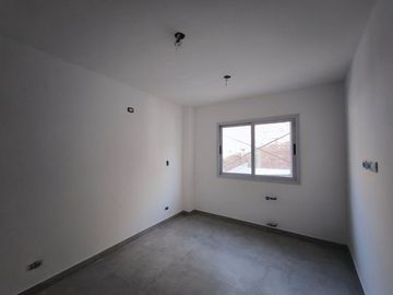 DEPARTAMENTO DOS DORMITORIOS calle ARIZU ESTRENAR