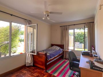 Casa de 6 dormitorios en venta en Chacras de Coria