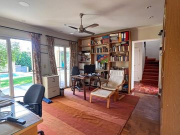 Casa de 6 dormitorios en venta en Chacras de Coria
