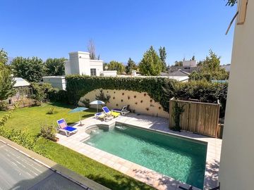 Casa de 6 dormitorios en venta en Chacras de Coria