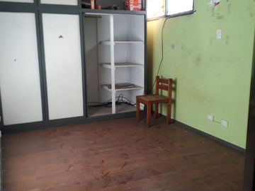 Venta GALPON con vivienda en Villa General Mitre