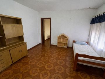 PH 4 AMBIENTES EN VENTA LOMAS DE ZAMORA CON PATIO