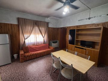 PH 4 AMBIENTES EN VENTA LOMAS DE ZAMORA CON PATIO