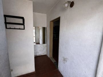 PH 4 AMBIENTES EN VENTA LOMAS DE ZAMORA CON PATIO
