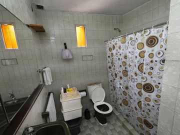 PH 4 AMBIENTES EN VENTA LOMAS DE ZAMORA CON PATIO