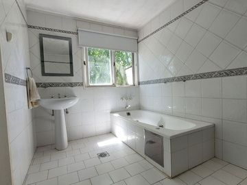 Oportunidad casa en venta Barrio Boca Ratón