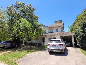 Oportunidad casa en venta Barrio Boca Ratón