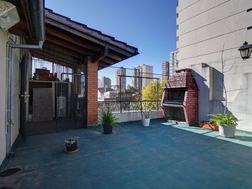 VENTA PH 6AMB C/TERRAZA, BALCON, S/EXPENSAS, BOEDO
