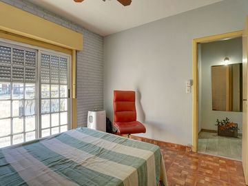VENTA PH 6AMB C/TERRAZA, BALCON, S/EXPENSAS, BOEDO