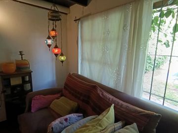 VENTA CASA 4 AMB CON PILETA Y PARQUE EN CASTELAR