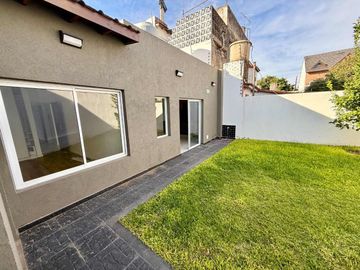 VENTA CASA HAEDO 3 AMB A ESTRENAR JARDIN APTO CRED