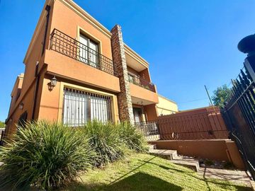 CASA VENTA PADUA ITUZAINGO PISCINA APTA CREDITO