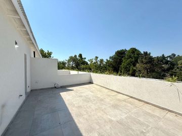 VENTA TRIPLEX 4 AMB PARQUE COCHERA DOBLE