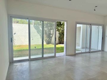 VENTA TRIPLEX 4 AMB PARQUE COCHERA DOBLE