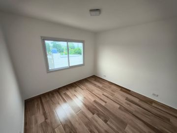 VENTA 3 Amb c/Cochera en Complejo Solares - Moreno