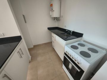 VENTA 3 Amb c/Cochera en Complejo Solares - Moreno
