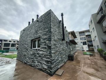 VENTA 3 Amb c/Cochera en Complejo Solares - Moreno