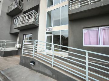 VENTA 3 Amb c/Cochera en Complejo Solares - Moreno