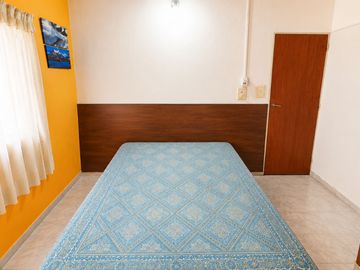 VENTA CASA PARQUE Y PILETA PARQUE EXALTACIÓN.