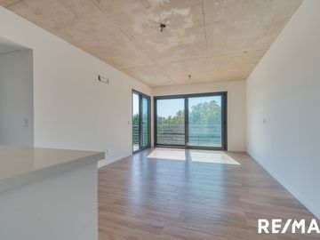 Venta Pilar km46 Depto 3 amb-cochera-balcon parri