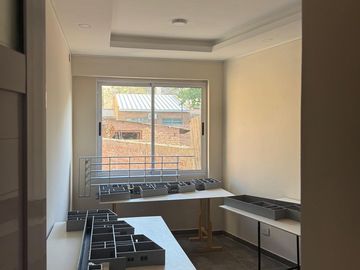 Departamento Con Ascensor y Cochera En Godoy Cruz