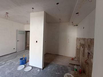 Departamento Con Ascensor y Cochera En Godoy Cruz