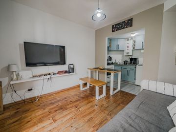 VENTA DEPARTAMENTO 2 AMBIENTES CARAPACHAY