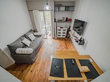VENTA DEPARTAMENTO 2 AMBIENTES CARAPACHAY