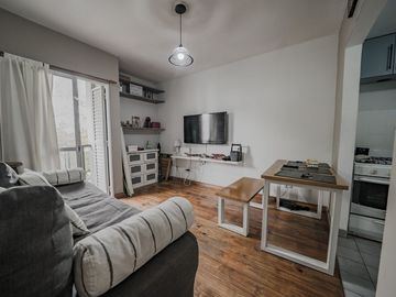 VENTA DEPARTAMENTO 2 AMBIENTES CARAPACHAY