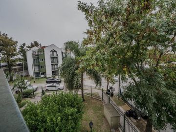VENTA DEPARTAMENTO 2 AMBIENTES CARAPACHAY