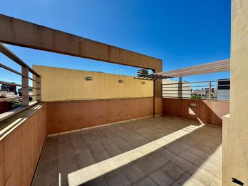 Impecable Monoamb-Balcón y Patio-Villa Urquiza