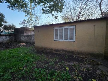 Casa 3 Ambientes Venta Moreno Apto Crédito