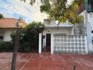 VENTA  PH DE  3 AMBIENTES 75 m2  FRENTE VICTORIA