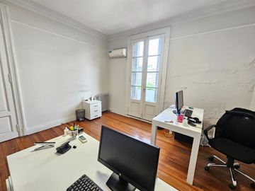 Venta Oficina 5 amb San  Nicolás frente al T Colón