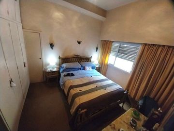 VENTA CASA 3 AMB CON COCHERA PATIO Y QUINCHO GERLI