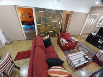 VENTA CASA 3 AMB CON COCHERA PATIO Y QUINCHO GERLI