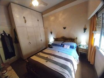 VENTA CASA 3 AMB CON COCHERA PATIO Y QUINCHO GERLI