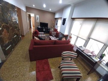 VENTA CASA 3 AMB CON COCHERA PATIO Y QUINCHO GERLI