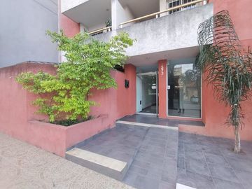 VENTA DEPARTAMENTO 1 DORM GENERAL PAZ- CON RENTA