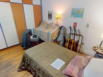 Venta PH 4 amb. Constitución con terraza y quincho