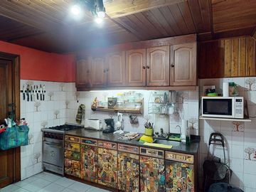 Venta PH 4 amb. Constitución con terraza y quincho
