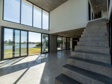 VENTA APTO CRÉDITO Casa a Estrenar San Sebastián